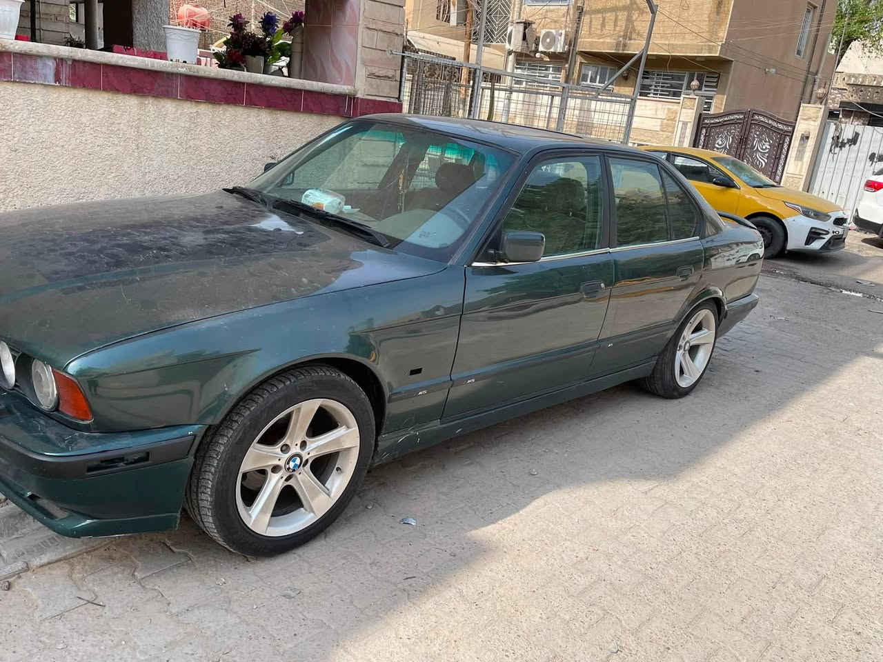 يا الله السلام عليكم من رخصة الادمن bmw 525 اصل وفصل بليته وسنوية للبيع موديل 93 سنوية لحد2029 تسقط السيارة خير من الله رقم بغداد الماني بأسمي فول مواصفات بجم عريض فتحة سلايد كشنات جلد كهرباء جام كهرباء مري منفصل محرك مسكر عدل كير اوتو السيارة متعوب عليها وبيها بعد ترتيبات تبريد شغال ثلج محرك وكير خير من الله كهربائيات كلها شغاله شاشة كامره صدر خير من الله وياله هامان 17 توسايز جدد لا فطر ولا عواج ولا اي شي السياره عوزها كم شغله السعر 58 وبيها مجال بسيط العنوان بغداد الجديدة الهاتف ***********

