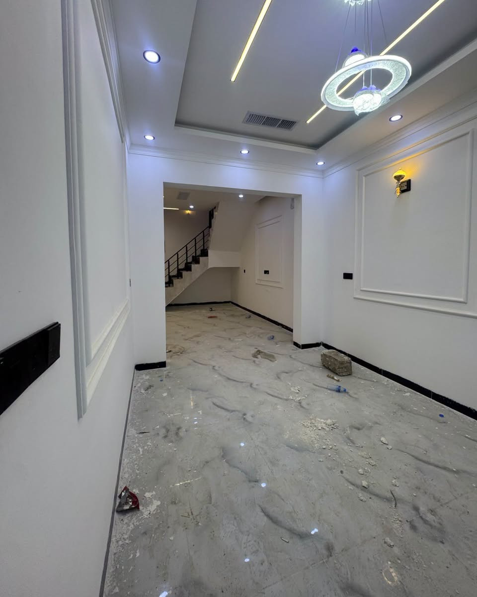 طريق بغداد • ١٠٠م • ٣ غرف