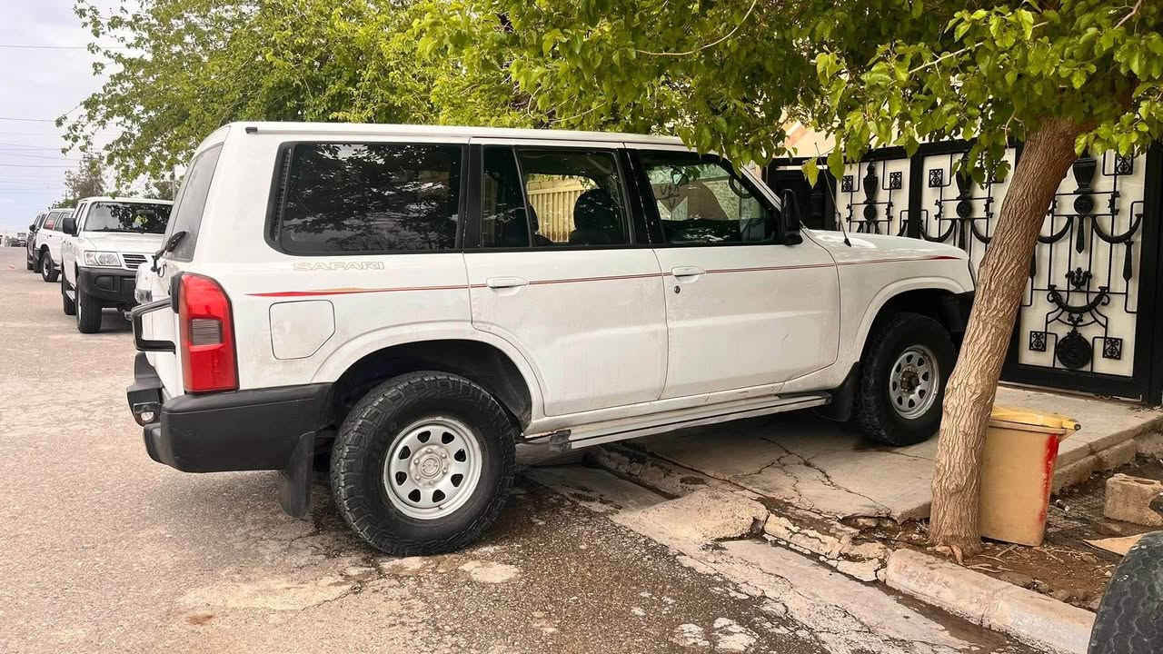 باترول ٢٠٠٨ • جير عادي • قفل أكسل