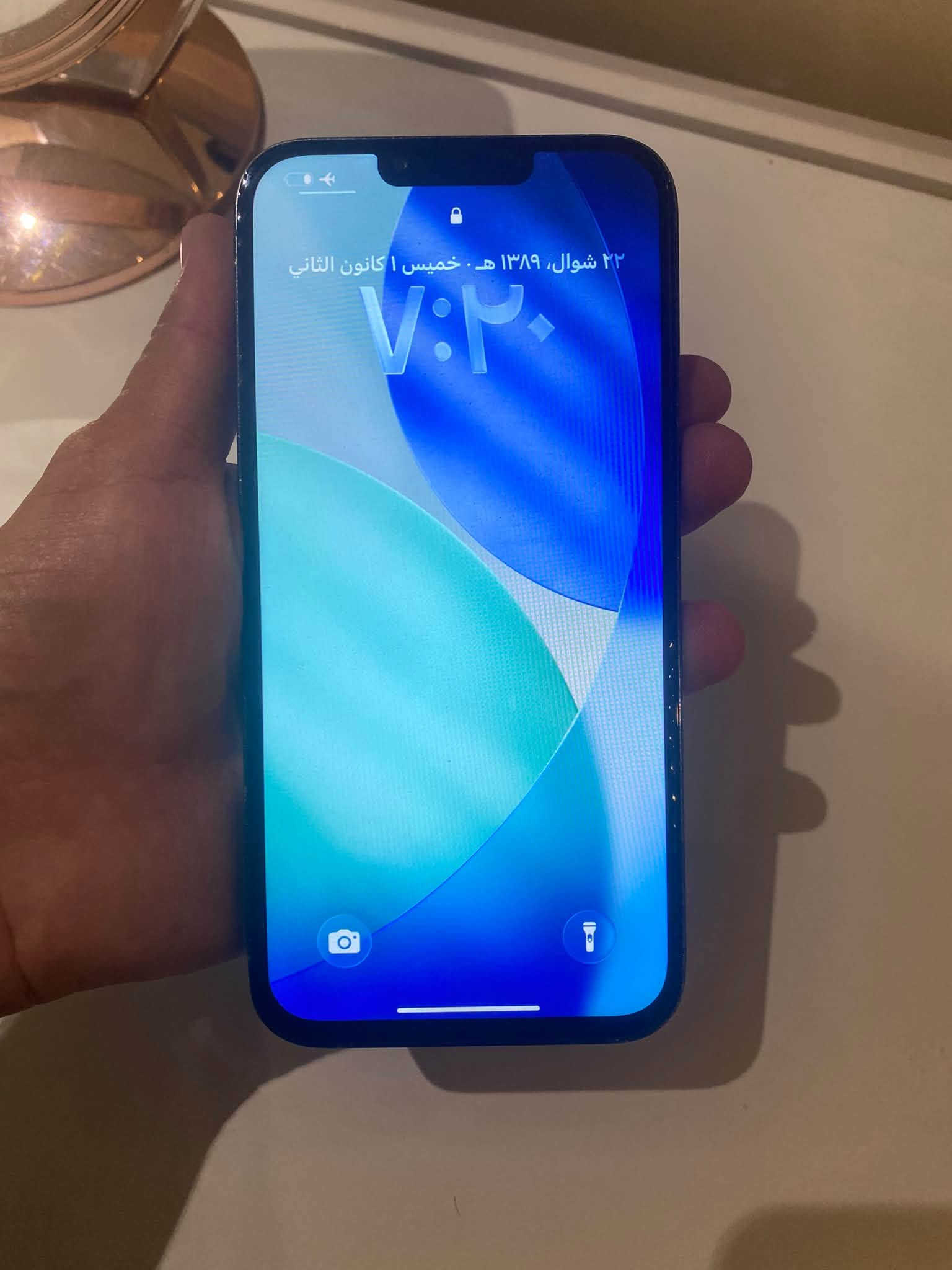 ايفون 13 pro max ذاكرة ٢٦٥ 
الجهاز اليوم بدلتله شاشه وبطاريه وضهر لان وكع ونكسرت الشاشه 
بطارية جديدة ١٠٠
ويا حافظه شكل ايفون ١٧ جديدة
السعر ٤٧٥ وبي مجاال 
مكاني بغداد حي الاعلام وماعندي توصيل

نص مكتوب في الصور:
- ٧:٢٢
- القطع والخدمة
- تجمع Apple سجل تاريخ القطع والخدمة، وهذا السجل يعرض معلومات عن هذا الـ iPhone وحالته وتفاصيل إصلاحه. معرفة المزيد...
- يتوفر تكوين
- البطارية
- تم اكتشاف بطارية جديدة. يرجى إعادة التشغيل لتكوين البطارية الجديدة لهذا الـ iPhone. معرفة المزيد...
- إعادة التشغيل والانتهاء من الإصلاح
- سجل تاريخ الخدمة
- الكاميرا
- غير معروف
- الشاشة
- ٧:٢١ حول الاسم iPhone إصدار iOS 26.3.1 (a) اسم الطراز iPhone 13 Pro Max رقم الطراز MLHC3ZA/A الرقم التسلسلي PMV9NY05D4 سجل تاريخ القطع والخدمة الأغاني الفيديوهات الصور السعة ٢٥٦ غ.ب. متوفرة ٢٣٧,٦٦ غ.ب. عنوان Wi-Fi DC:53:92:51:84:CE Bluetooth DC:53:92:3C:12:62
- ٧:٢١ حالة البطارية والشحن رسالة مهمة حول البطارية غير قادر على التحقق من أن هذا الـ iPhone يحتوي على بطارية أصلية من Apple. قد لا تكون التفاصيل الواردة من هذه البطارية دقيقة. لمعرفة المزيد الحد الأقصى للقدرة ١٠٠٪ هذا قياس لقدرة البطارية مقارنة بقدرتها عندما كانت جديدة. قد تتسبب القدرة المنخفضة بتقليل ساعات الاستخدام بين عملية الشحن والأخرى. أقصى قدرة للأداء الـ iPhone غير قادر على تحديد عمر البطارية. شحن البطارية المحسن للحد من استنزاف عمر البطارية، يتعلم الـ iPhone من عادات الشحن اليومية، بحيث ينتظر ولا يتجاوز ٨٠٪ حتى يحين موعد حاجتك إلى استخدامه. شحن البطارية المحسن متوقف حتى ٦:٠٠ ص.