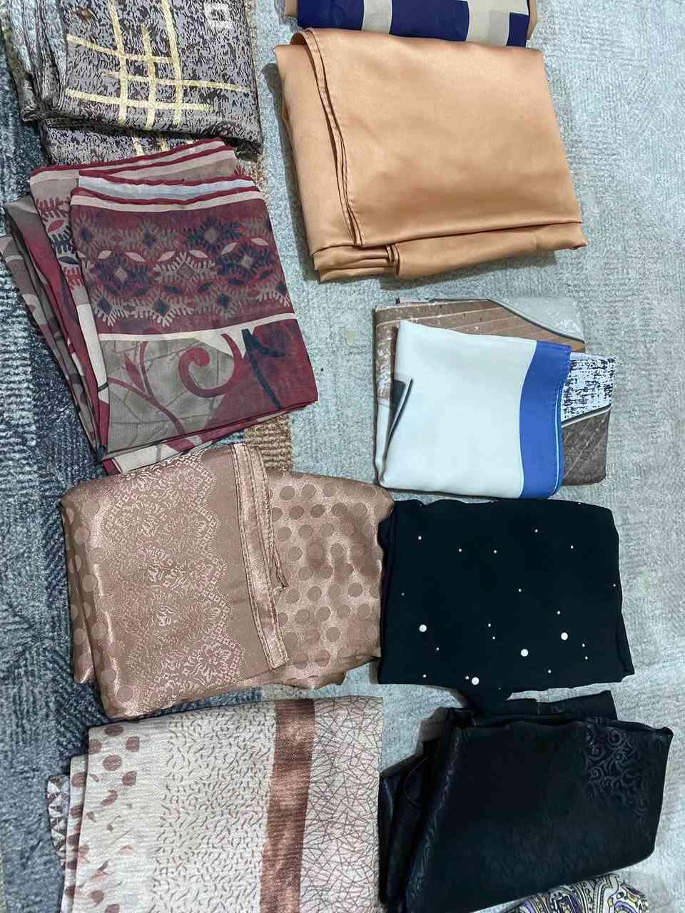 شالات خوات الجدد عددهم 13 شال للبيع السعر الفين دينار المكان بغداد الشعلة للاستفسار خاص او مراسلة ع الواتس اب ***********
