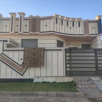 بيت للبيع المساحة 200م المكان السبعة كيلو شارع الشقق السكنية قرب جامع ...