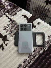 Poco x6 pro 5g  330 كامل ملحقات 07828165086  واتساب واتصال