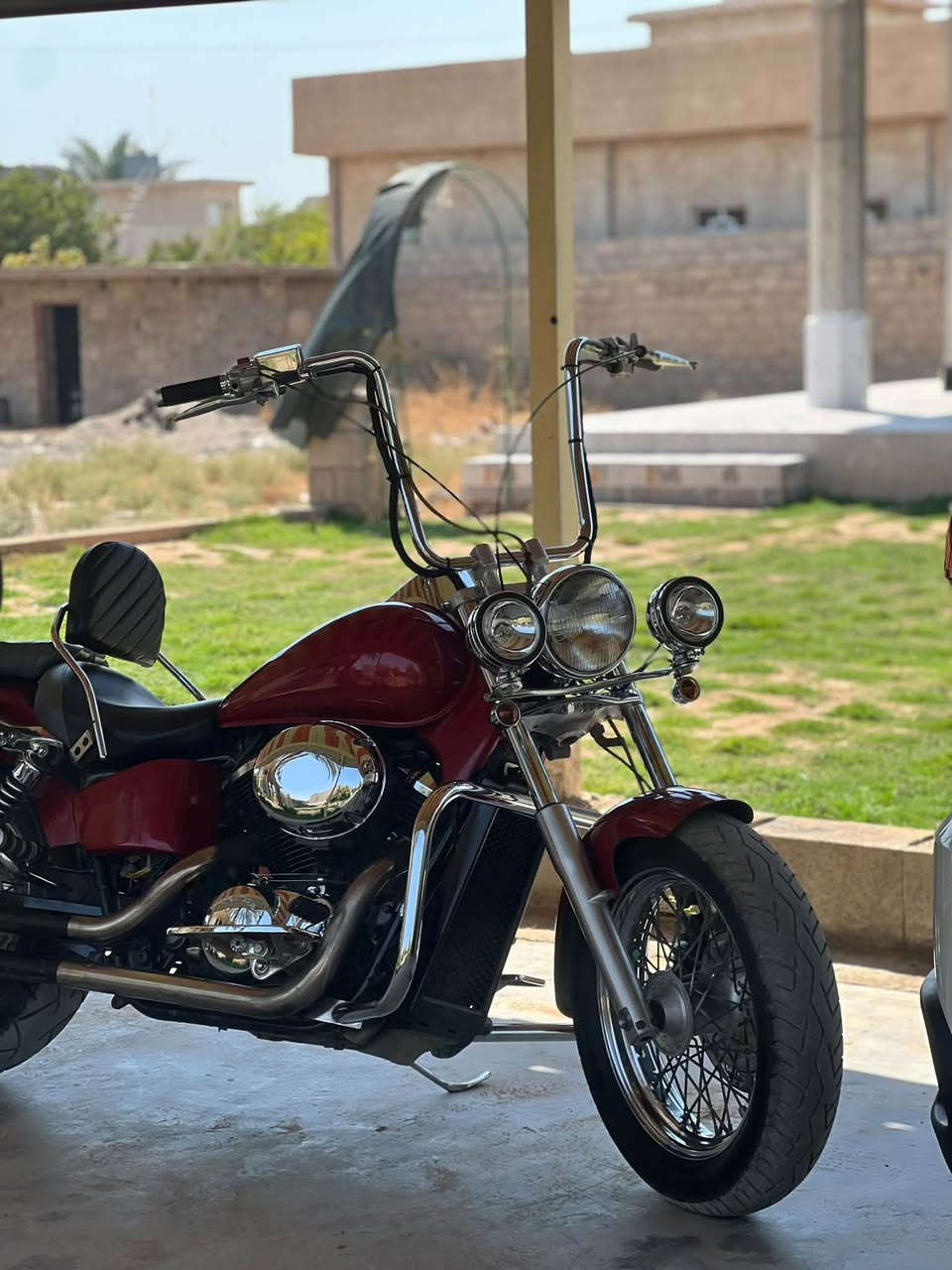 السلام عليكم هوندا شادو موديل 1998محرك 400cc
عليها تزويد 
1-ستيرن چيكانو 
2-بلوجكترات فيتي
3-درع امامي 
4-درع خلفي 
5-استرايح عريضه
6-تجوه ظهر للسايق وخلف السايق 
7_جنط 
طبعا الدراجة بانزينها كله محسن والدهن موتل 
دراجة خير من الله ونصبتها حلوه وطبعا بدون رقم 
السعر 15ورقه وبيها مجال للطيبين 
***********
