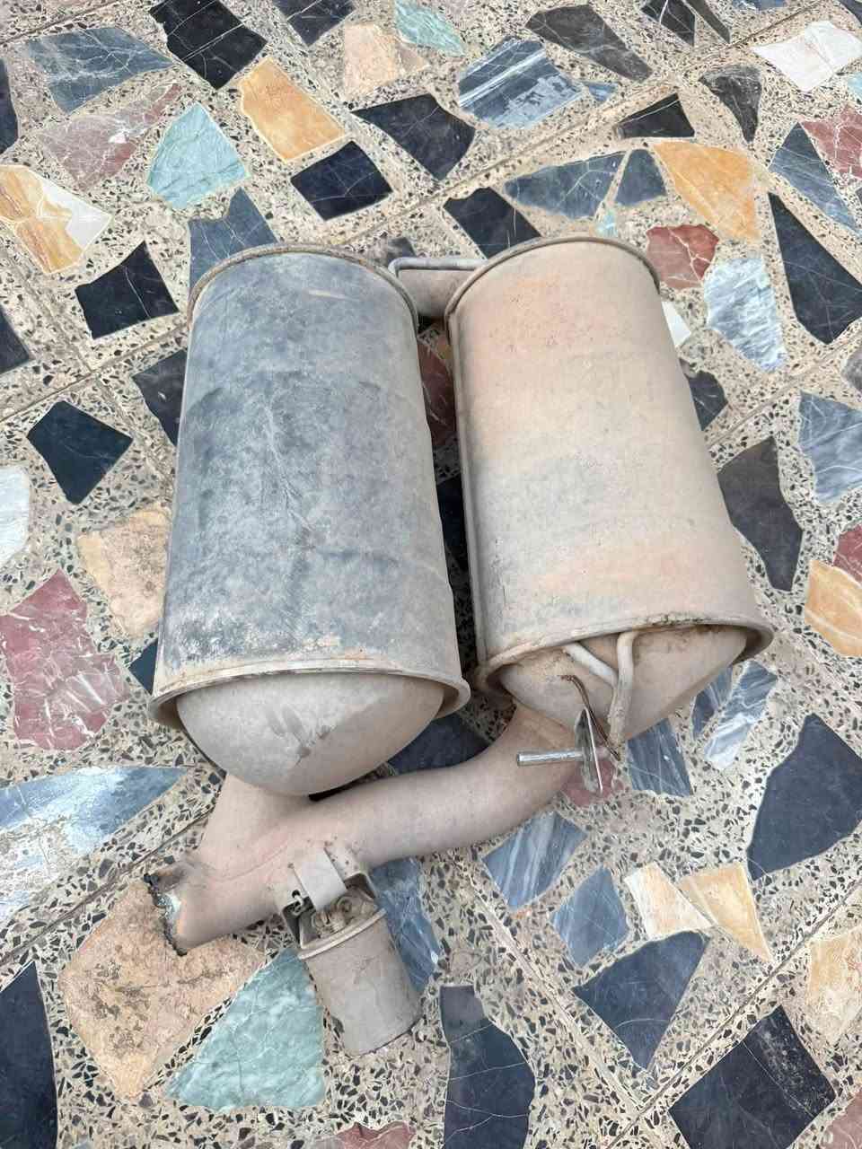 غراض صقر ***********
