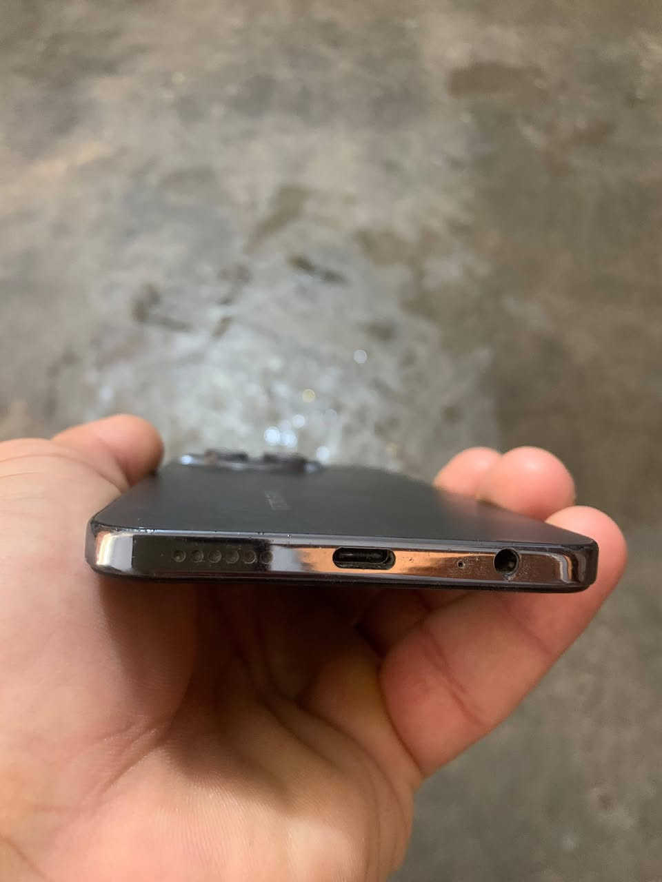 السلام عليكم
تلفون للبيع TECNO SPARK 30 PRO تلفون نضيف وجديد وكلشي مابي استخدام قليل  وكدامكم صور مستعجل ع بيعته سعره 200 او مراوس ب دراجه حگ 200 وبي مجال ***********
