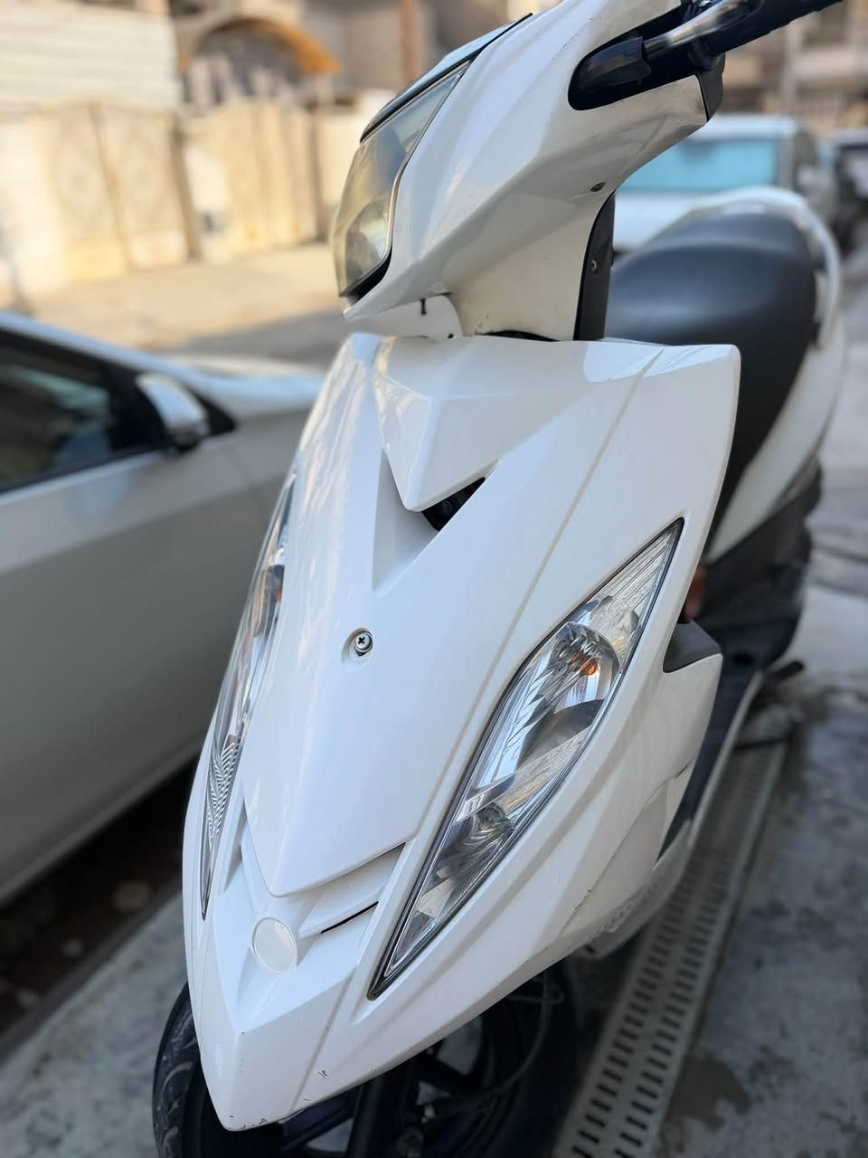🔥 للبيع GTR بحالة ممتازة جداً 🔥

✅ الدراجة نظيفة جداً
✅ برغي واحد ما مفتوح بيها
✅ كفالة كاملة
✅ مبدل بلك + راس بلك أصلي
✅ تشتغل على البنزين المحسن
✅ الدهن المستخدم: Motul Scooter
✅ الممشى 43 ألف فقط
✅ مأخوذة من الرمبة على 42 ألف، وزاد عليها ألف فقط

📌 الملاحظة الوحيدة:
البنزات الخلفية تحتاج تبديل فقط، أما باقي الدراجة فجاهزة للشغل والسفر وطلعات المحافظات بدون أي ملاحظات.

📍 العنوان:
بغداد - الشعب - شارع الأسواق المركزية

📞 رقم الهاتف:
***********

💰 السعر:
975,000 دينار عراقي (قفل)
