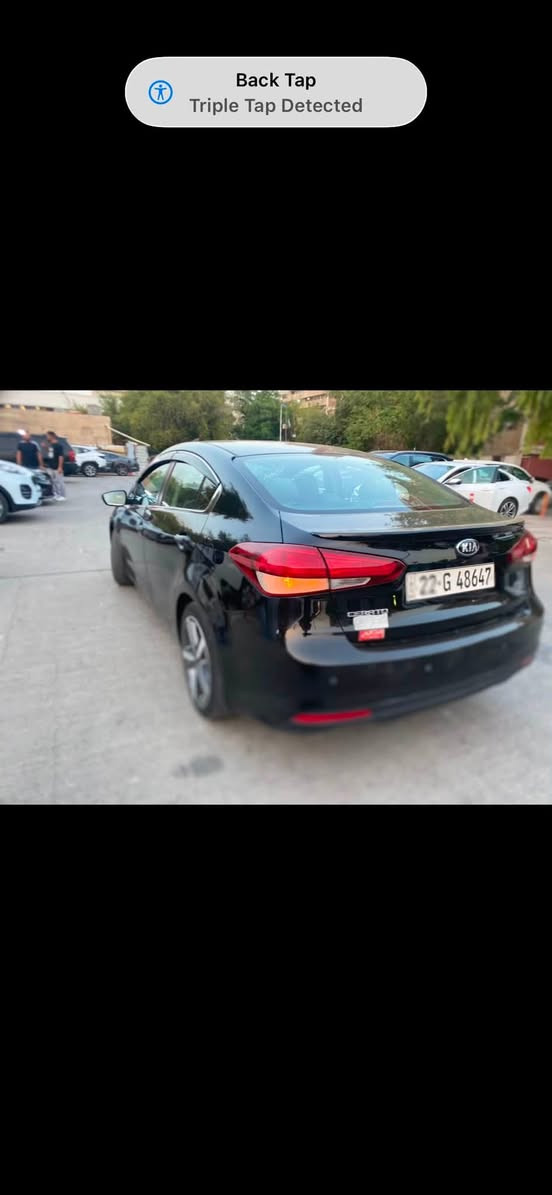 السلام عليكم بيع او مراوس كيا سيراتو VIB خليجي اعلى فئه مواصفات 
مكينه ٢٠٠٠
تحكم ستيرن اربع جهات 
كروس سرعه
ستيرن تدفئه 
خزن ميموري اربع وضعيات 
كشنات تدفئه + تبريد خلفيه واماميه
كشنات جلد 
فتحه سقف
مرايه عاكسه
مود درايف ٣ وضعيات مختلفه سبورت + نورمل+ طبيعي 
ثلاجه جكمجه
تبريد قطعتين 
حساس تايرات 
منظومه تبريد العام بدلته كامله ميفصل كهرباء
ماشيه ١٧٤  الف كيلو 
ملاحظه : بيه جاملغ امامي ايمن نصفه بارد ونصبغ ونفس الجهه حافه البنيد بارد وصبغ
وباب خلف السائق ٤ أصابع بارد فقط تكحيل
السعر١٢٥  قفل قفل بدون عمله 
مكاني بغداد الصالحيه 
للاستفسار ***********
