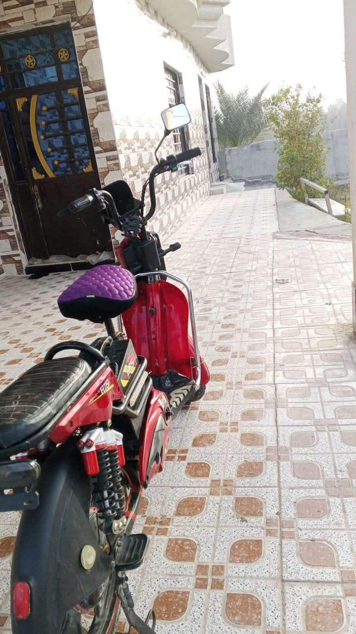 السلام عليكم 
بايسكل شحن للبيع بدون بطاريات
المكان بابل جبله
السعر ١٥٠وبي مجال
للستفسار***********
