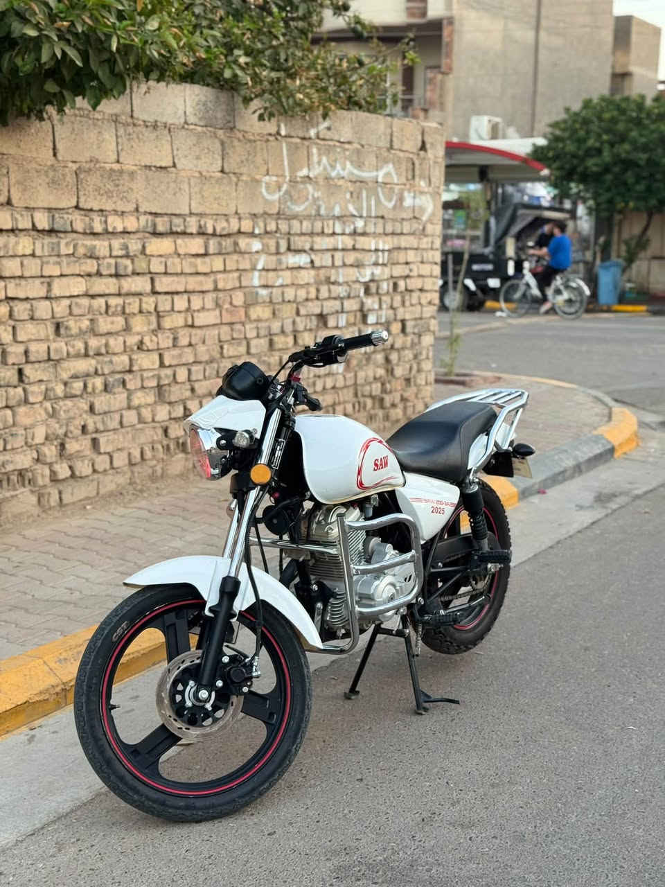 السلام عليكم
دراجه ساو نضيف للبيع السعر 1450 وبي مجال الدراجه نضيفه. 
للأستفسار : ***********
