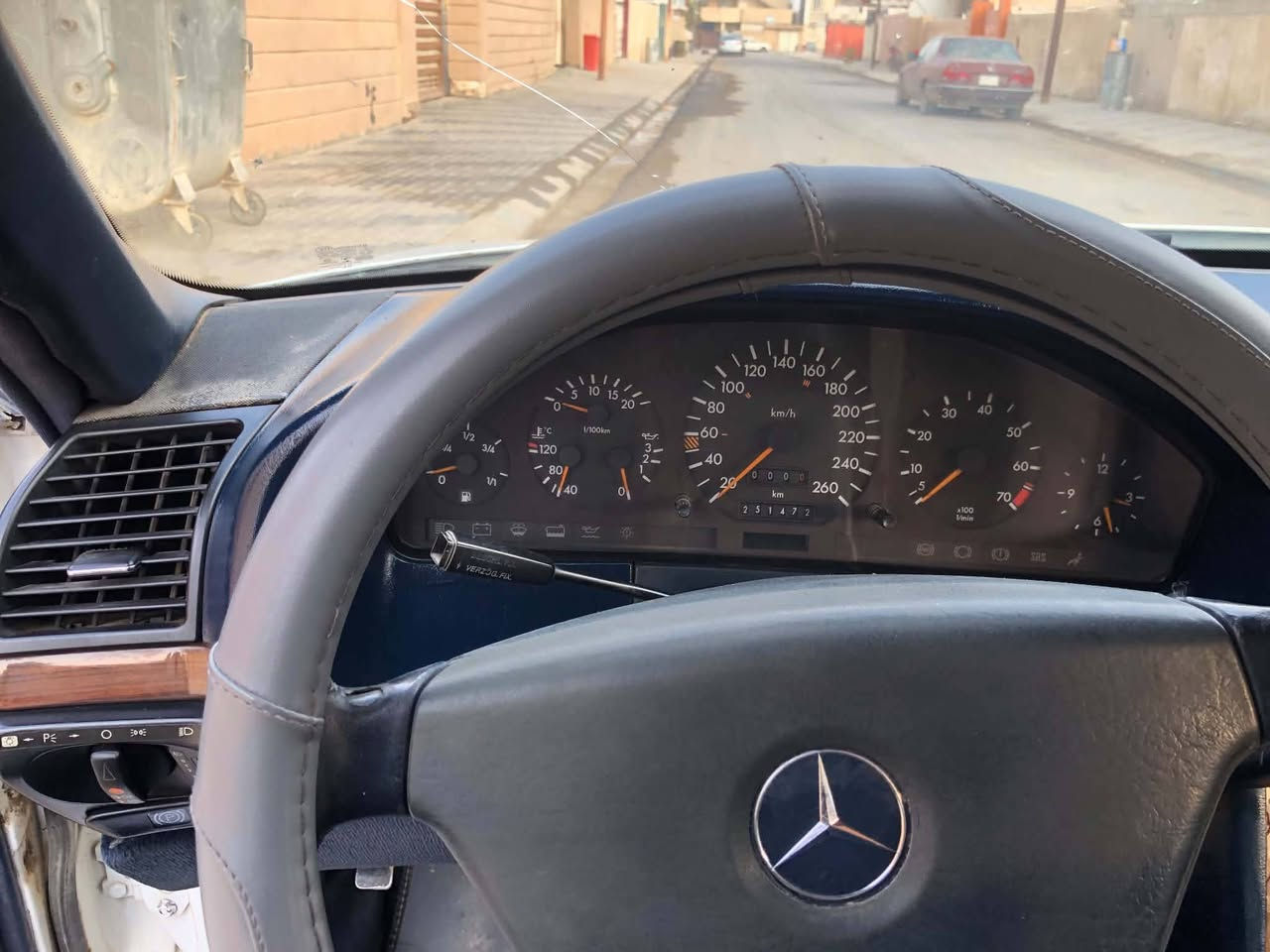 بسم الله مارسدس شبح s320 w140 موديل 1991 رقم نينوى R   بأسم اخوي تحويل ثاني يوم محرك جديد كير جديد 5نمرD4صدر امامي جديد وخلفي جديد تبريد شغال ثلج قطعتين بطاين الابواب اربعتهن جدد والباتري هم جديد قبل ٤ ايام شديته تخم تايرات حيل نضيفات ماأطيل عليكم آني غير متواجد عالفيس اتصل على هذا الرقم ***********زين ***********آسيا
