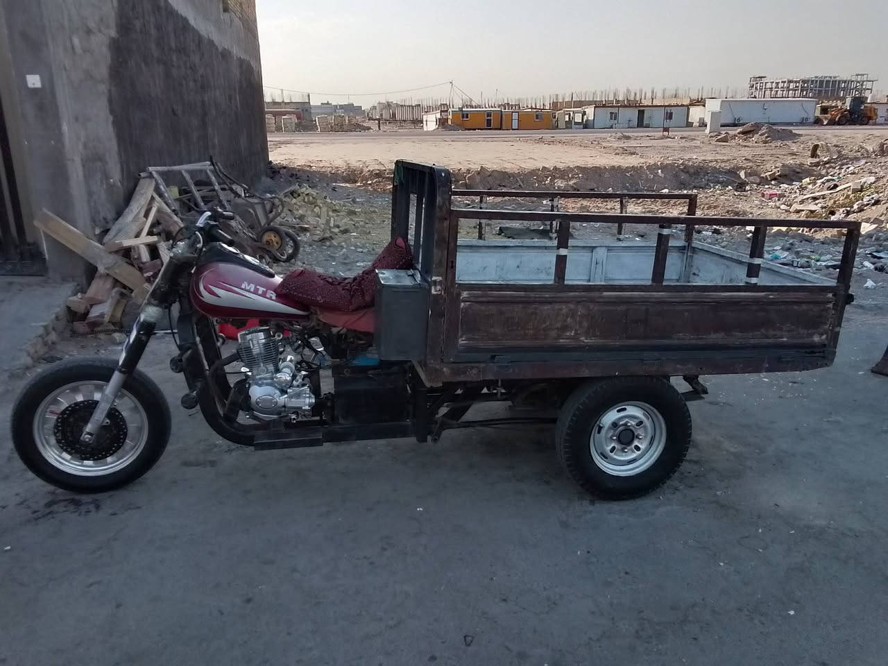 السلام عليكم ستوته تعمير شاصه كفاله 2008 ودي نظيف طائرات نظيفه صدر جديد ماكينه جديده ست عربيات كامله السعر 950 وبيها مجال العنوان سجن حمدان حي بغداد قرب علوه المخضر رقم الهاتف ***********
