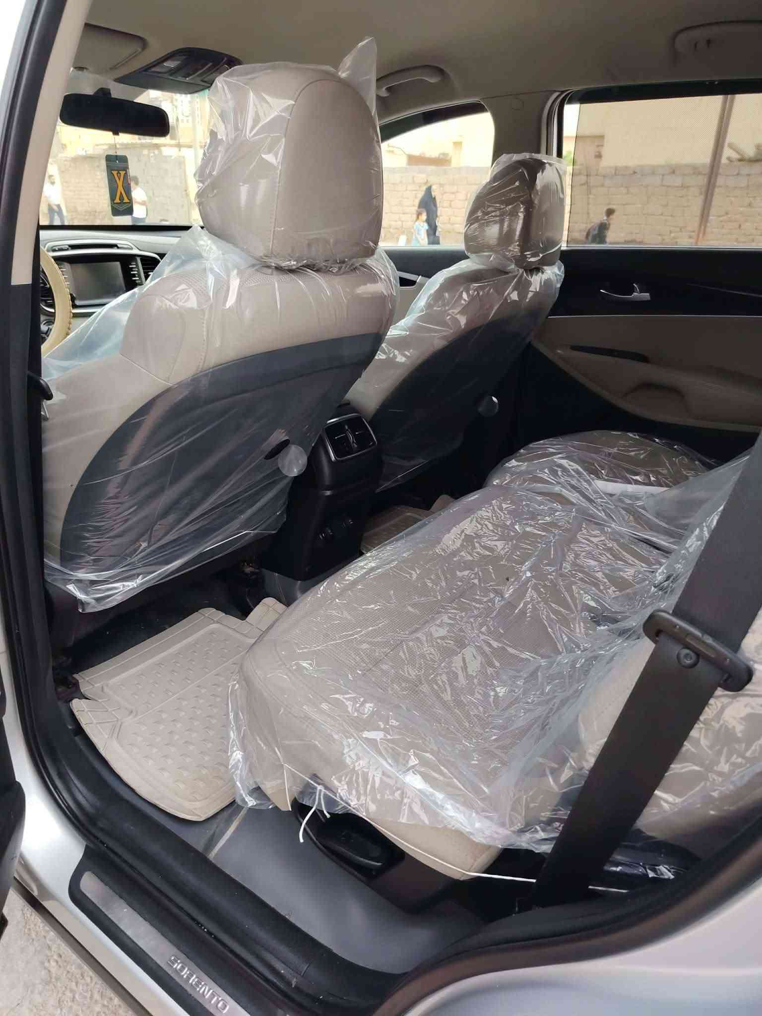 سورنتو ٢٠١٩ • ماشيه ٨٠٠٠٠ • خليجية