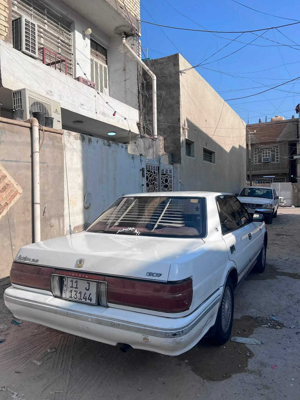 السلام عليكم
سوبر هارتوب 
موديل (1990)
رقم بغداد مميز باسمي تحويل ثاني يوم
السياره بلاد ايسر ممحوره
والسياره بلاديه معمر بيها بس لجاملغات 
لخلفيه اثر خياس
مكينه وكير (3000) تبريد ثلج ويا لسويج
صدر امامي وخلفي كله جديد نضيف
غرفت لسياره حلوه لكشنات حلوه كهرباء كهربائيات
السياره كلها شغاله منضومه زنون شمسي بيها
لسياره جاهزه ملاحظه السياره بس بل كبس
بيها خيط تبخير من ورا بس بلكبس
سعر السياره (45) وبيها مجال 
مكاني بغداد لاامين الثانيه 
الرقم (***********)
