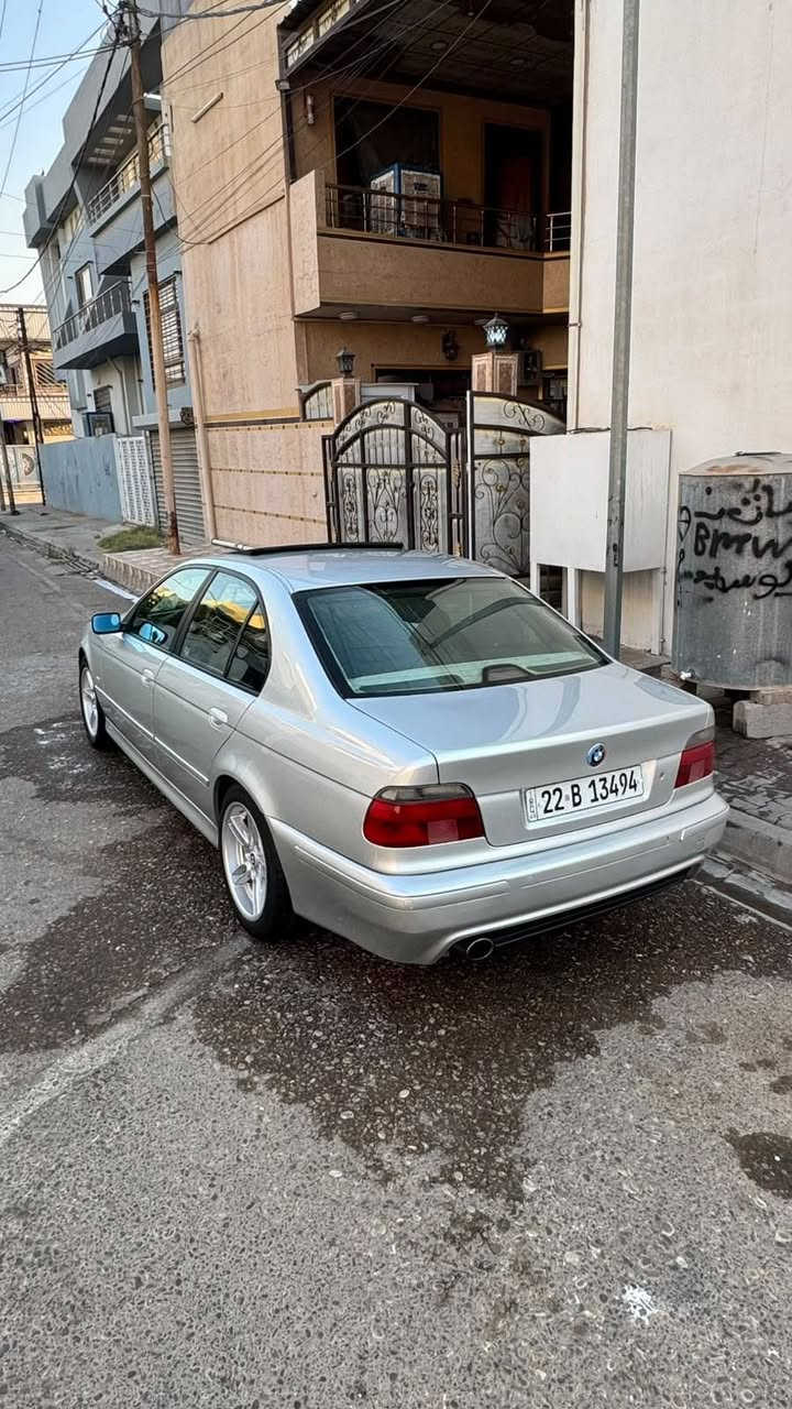 سلام عليكم للبيع BMW  موديل 1997 📦 e39 
سياره فوول مواصفات مكينه 528 بلادي 📦 
صبغ عام جماليه بدون أي ظربه 
رقم أربيل سنويه جديد دفتر بانزين بيها 
كير مكينه تبريد كلها بشرط 
مكان سياره كركوك 📍
***********
سعر 95 فقط بيع.
