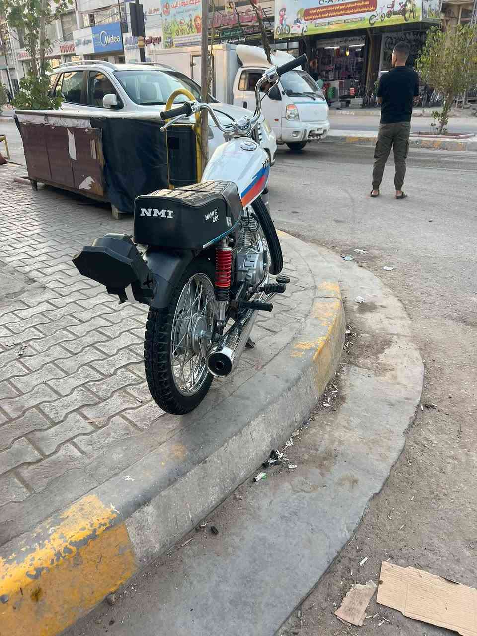 سلام عليكم شباب دراجه نامه تعمير شلامجه اوراق كامله جديده الدراجه مكان حله شاوي السعر ٦٥٠ وبيه مجال
***********
