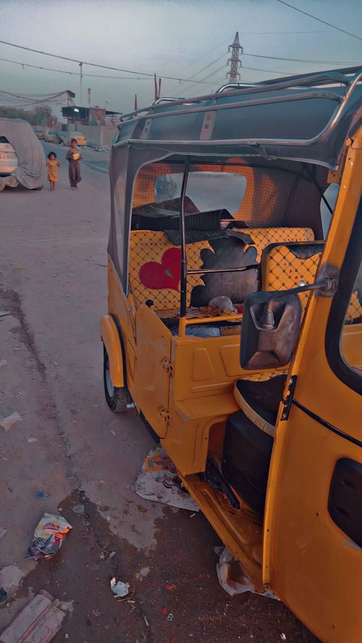 تكتك 2021رقم بغداد  وسنويه تحويل مباشر..
تكتك.حلوةة. خير من الله. 
مكان بغداد سبع قصور شارع المشروع. 
السعر 6 ملايين. و800.الف. 
***********
