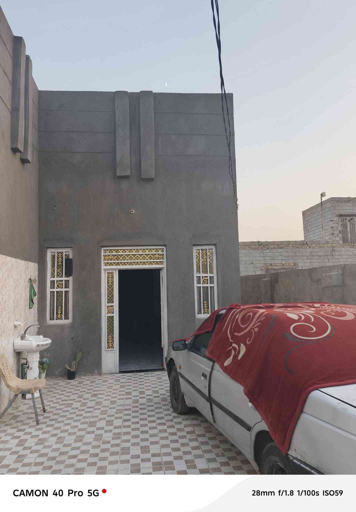 الإعلان : بيت للبيع في الشافعية قرية المعمل،380 متر، و،عرصه 220مترر  بي استقبال وغرفة منام للضيوف و ثلاث غرف وصالة ومطبخ وطارمة كبيرة  مومر مدار لبيت 2متر .  المعمل على الشارع العام مقابل جسر العبور، مقابيل مدرسة دار البيضاء. كل الخدمات متوفرة. ***********
