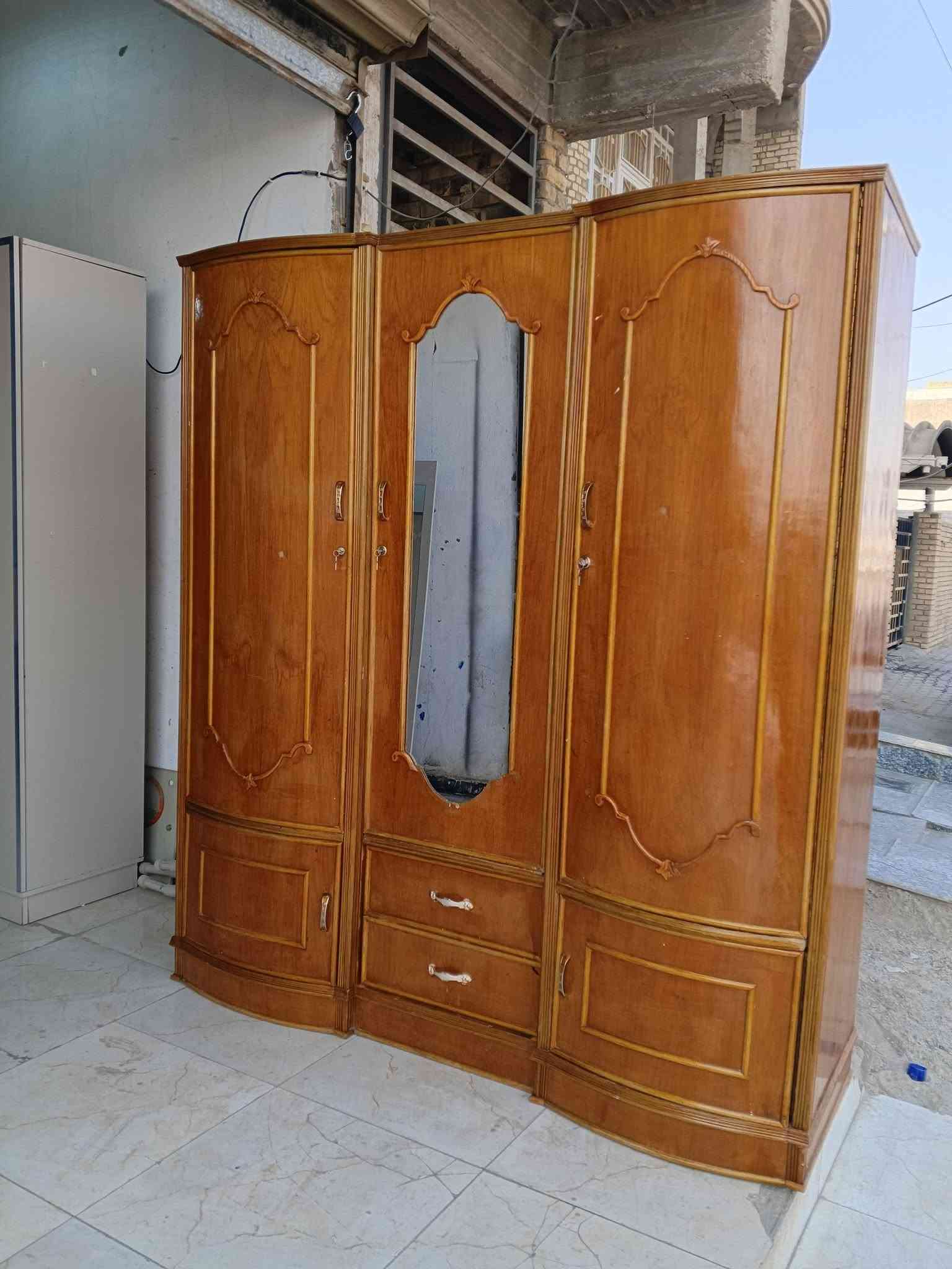 كلمن وسعره

1/كننتور ابو السته طابقين داخل وخارج صاج 

2/كنتور ابو الاربعه 

كنتور ابو تلاثه طابقين تسكام
