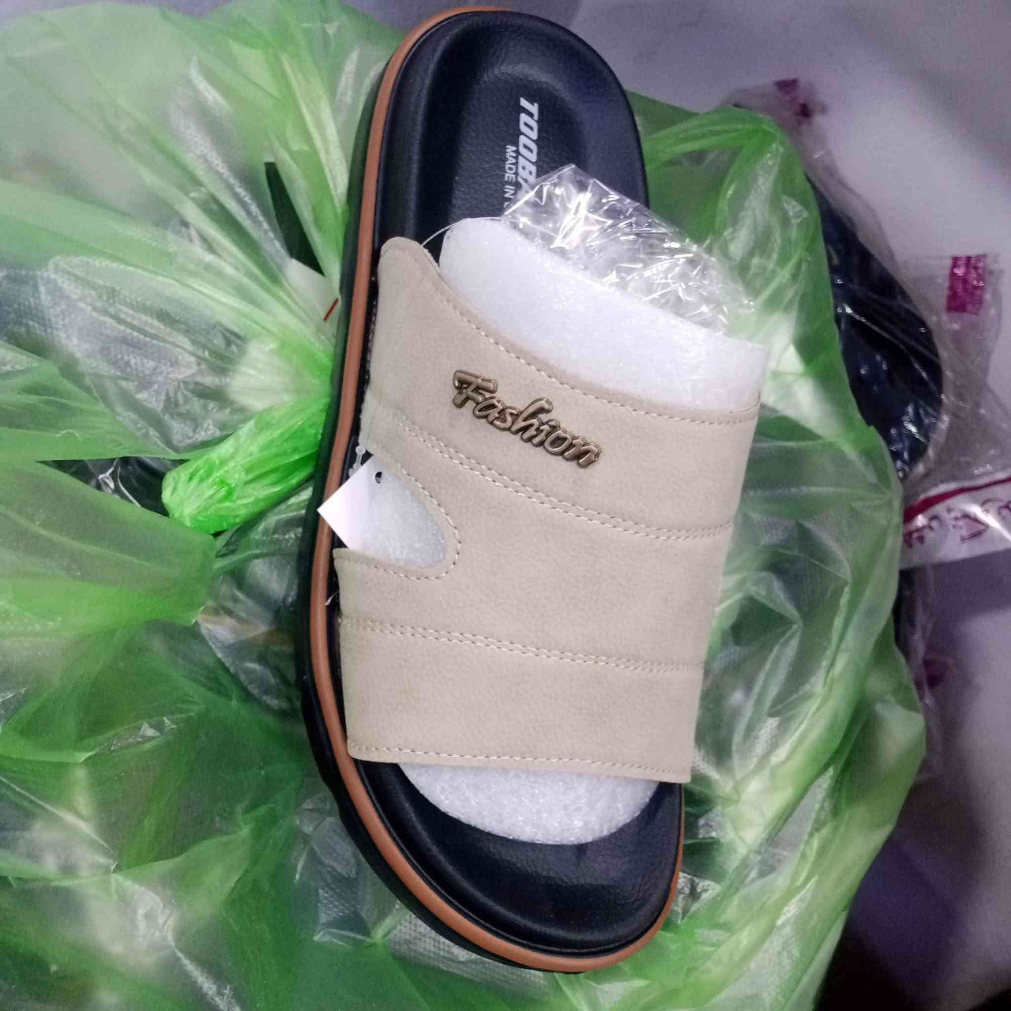 بضاعة جديدة • أسعار مناسبة • مجمع الوسام