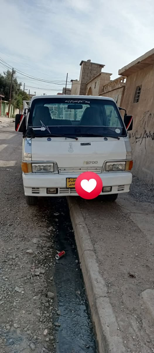 سلام عليكم كيا بنكو موديل 1995 سعره 33 سنويه منتهي 2017 صاحبة شرعي مسافر عندي وكالة خاصة كير محرك شاصي كله شرط ***********
