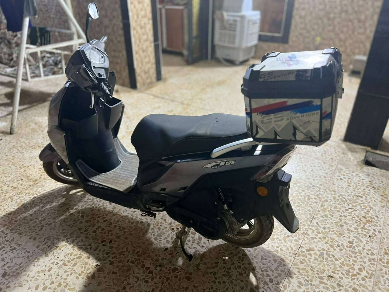 سلام عليكم دراجه قبل سبوعين شتريته زيور موديل22 مسجل كامل بيع فقط الرقم*********** مكاني الرمادي التاميم
