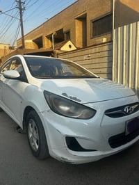 � هيونداي أكسنت 2013 للبيع ▫️ ماشية 200,000 كم ▫️ أوتوماتيك ▫️ لون أبي...
