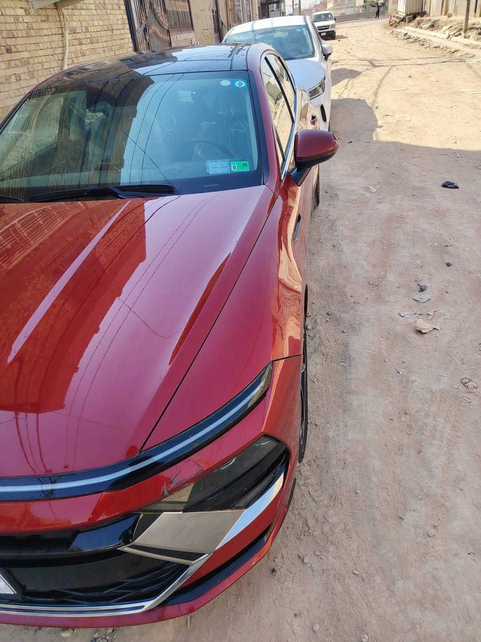 السلام عليكم سوناتا 2025 فل مواصفات ماشيه 5000 ميل مكفوله كفاله عامه ما عده الموضحه بالصور الواضح الحادث بأمريكا ومعدله على البارد.. شغل درجة أولى.. علمآ ان سياره شهداء قادسيه باسمي شخصين مكان.. السياره ديوانيه مركز المدينة السعر 205 بيه مجال قليل سياره على وضع الشركه.. الرقم الموبايل.. ***********.
