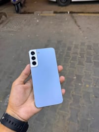 سامسونج S22 بلس • ١٢٨ • ٨ رام