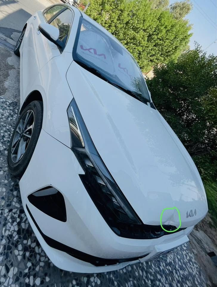 سلام عليكم
كيا k3
موديل 2022
ماشيه 31 
رقم اربيل بأسمي شرط التحويل
فول مواصفات تبريد قطعتين 4 وضعيات قياده فتحة سقف
دبل نوزل بيها طخة بالبنيد ع كد اربع اصابع ممصلحها لا بارد ولا شي و مبين بالصور سياره نظيفه جداً مكفولة 
السعر 130 بي مجال بسيط مكان السياره بغداد / الكرخ
الرقم ***********
