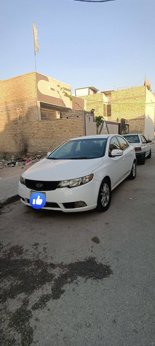 السلام عليكم للبيع كيا سيراتو موديل 11 خليجي
محرك 1600 دوش سياره جاهزه تبريد ثلج 
حداديه سياره خير من الله رقم اربيل تريد تحويل تريد وكاله 
مكاني كربلاء الشراي يتصل ما متواجد على الفيس 
ملاحظه فيديو داخل المنشور بتفاصيل سياره 
سعر 83 وبيها مجال شراي يتصل 
***********
