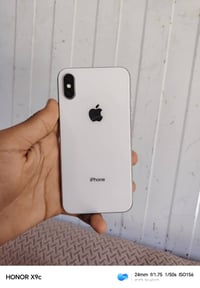 ايفون X • ٢٥٦ • بطارية ابل