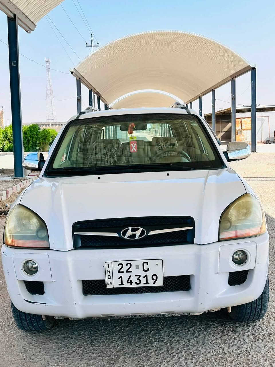 السلام عليكم
هيونداي توكسان موديل 2009 خليجي 

لون ابيض

 محرك 2000 دوش 

رقم اربيل تريد وكالة او تحويل

 السيارة مكفوله من الصبغ والضربة 

 السيارة جاهزة 100%

تاير جديد 

كهربائيات كلها شغالة 

 تبريد ثلج 

  مكان السيارة بابل القاسم 

 ***********
