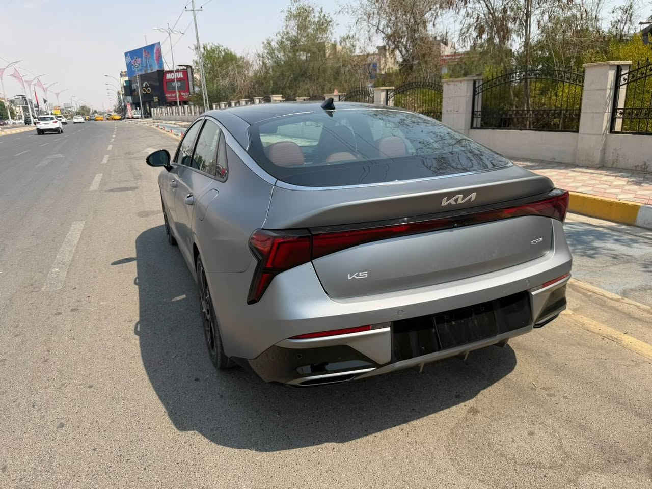 K5 2025 GT line
ماشيه 26 الف ميل
فول مواصفات الى اخر شي داخل احمر مختوم جتي لاين
حساسات اماميه وخلفية
رادار امامي وخلفي
لايت زينون ٣ عدسات
لونها مات يخبل
gt-line فئة
رادارات جانبيه
بنوراما
هاندبريك كهرباء
مقاعد تدفئة
داخل جلد
كرسي كهرباء
تشغيل عن بعد 
شاشة متصلة
LED بك لايت
حادثها بونيد مبدل بلادي ومصبوغ
سياره بدون ايرباك بدون اي دواخل 
وصور حادث بلمنشور 
سياره تخبل وجديده كلش مابيه اي نقص دخول جديد
محرك ٢٥٠٠ تنفس طبيعي
كير ٨ نمر
وضعيات قيادة
سيارة رقم كاتي تترقم شمال وعندك 3 شهر للترقيم
مكان سياره كركوك 
السعر203ورقة بيه مجال للطيبين
للاستفسار‭***********‬ كركوك, العراق
