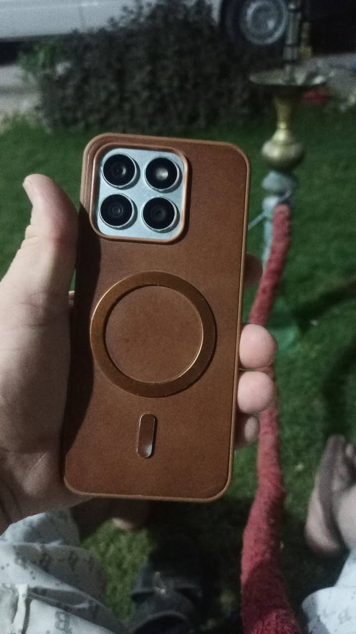 جهاز كلش نظيف للبيع ب 225
***********
