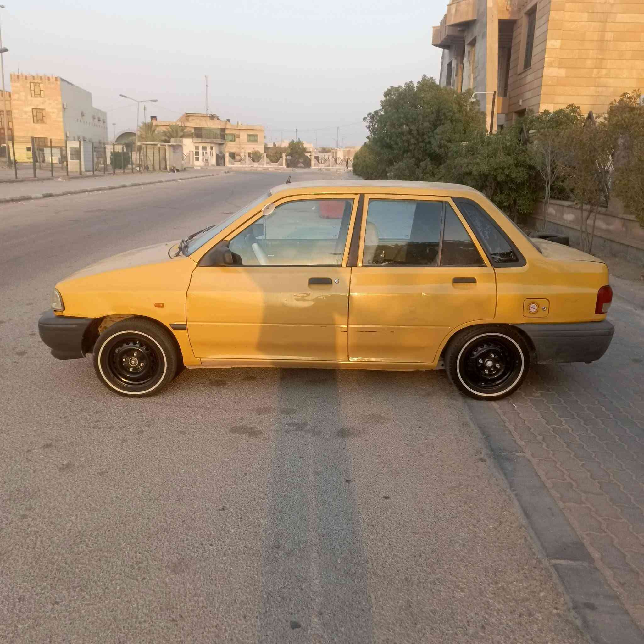السلام عليكم سابع موديل 13 مكينه خيط بخار حداديه جديده تخم تاير جديد تبريد ثلج مصفره هيئه وغرامات سعر 25 وبها مجال ترهم للمراوس *********** عنوان سماوه
