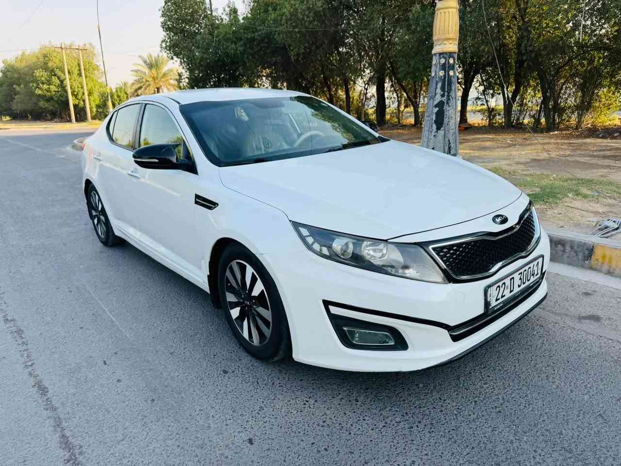 للبيع *********** السعر  115  اوبتما  2014 خليجي محرك 2400 دوش رقم أربيل دولي سنويه جديده مواصفات بصمه شاشه كشن كهرباء بيها صبغ قليل بدون دواخل سونار مرفق السياره حلوه وجاهزه السعر 115 مكان السياره كربلاء المقدسة
