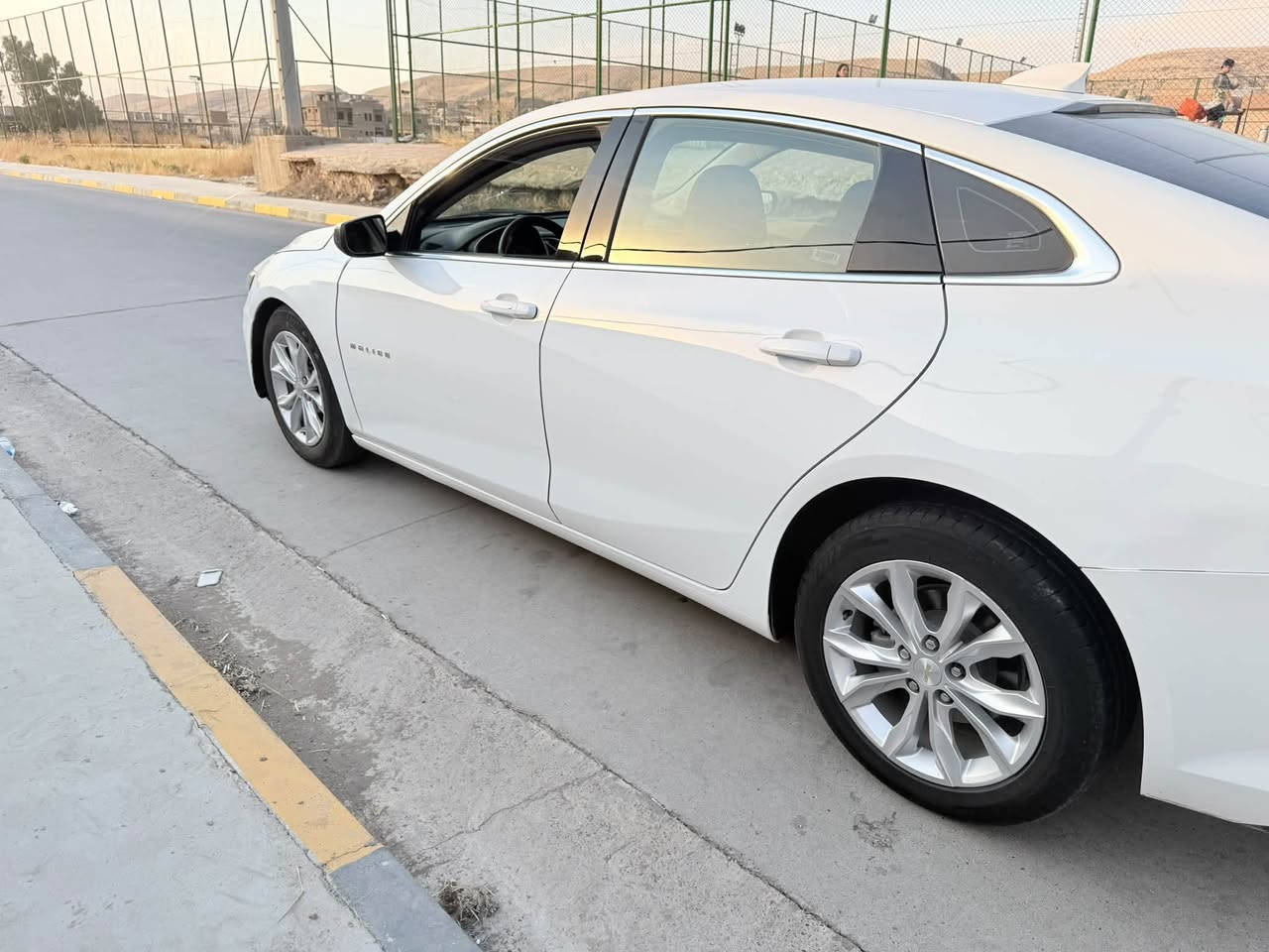 ماليبو موديل 2023 LT سياره شبرين بل بونيد  ربع جاملغ جهت سائق بدون دواخل سيارة رقم دهوك محرك كير كل شرط سياره تشغيل عن بعد رادار خروج عل مسار دواخل سيارة جديد سعر عل خاص 
***********
*********** سياره موجوده موصل بعشيقة

