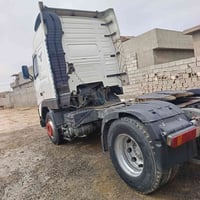 راس تريله • فالفو ٢٠٠٠ • صهريج ٤٢٠