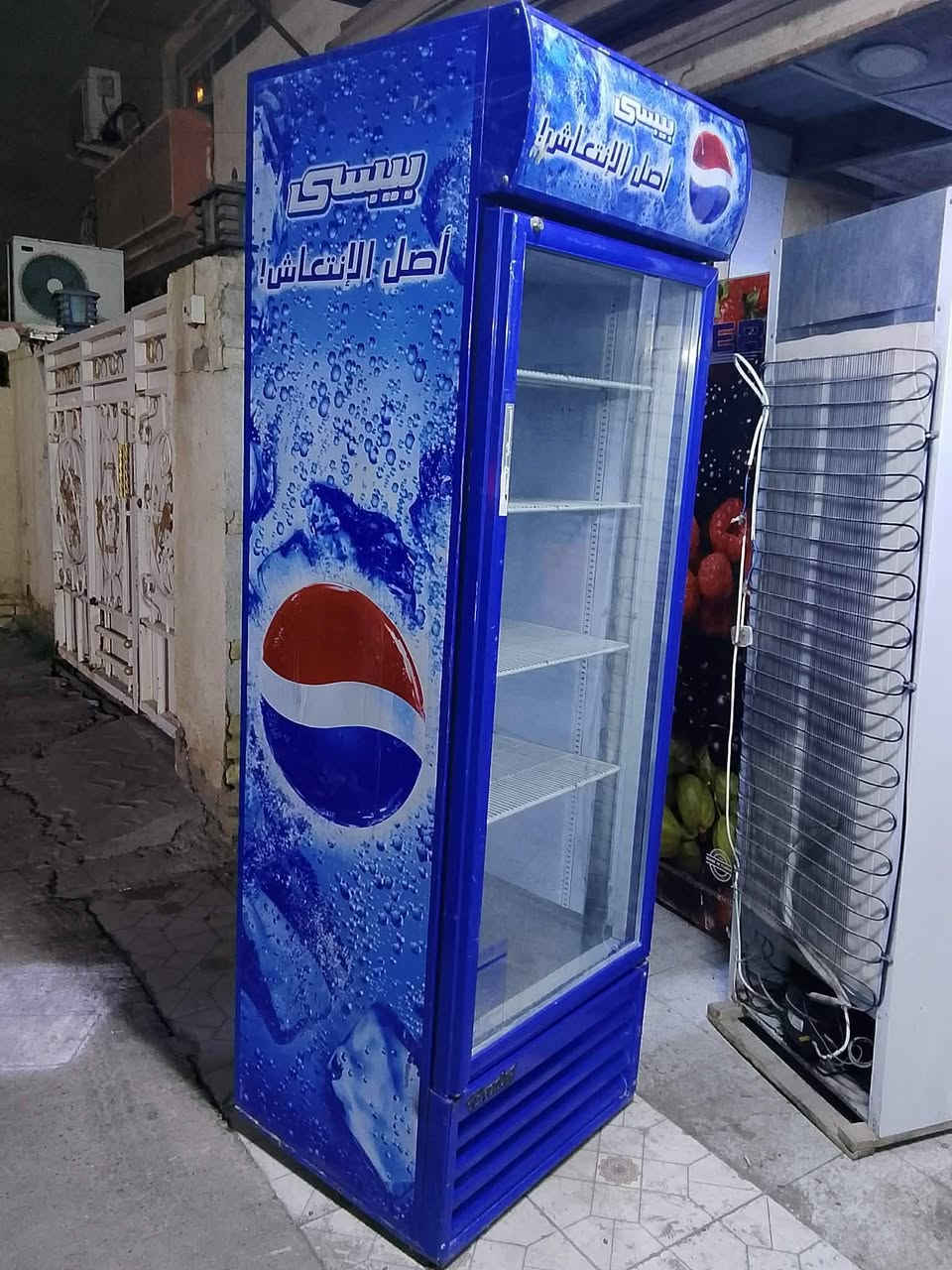 شرط الفحص تبريد ثلج ومجمدات تجميد فول اسعار من ١٥٠ ل٢٥٠ و٣٠٠ بابين ب٣٥٠ 
بغداد سيطرة الشعب *********** عندي توصيل متواجد بعد ال٤ عصرآ
