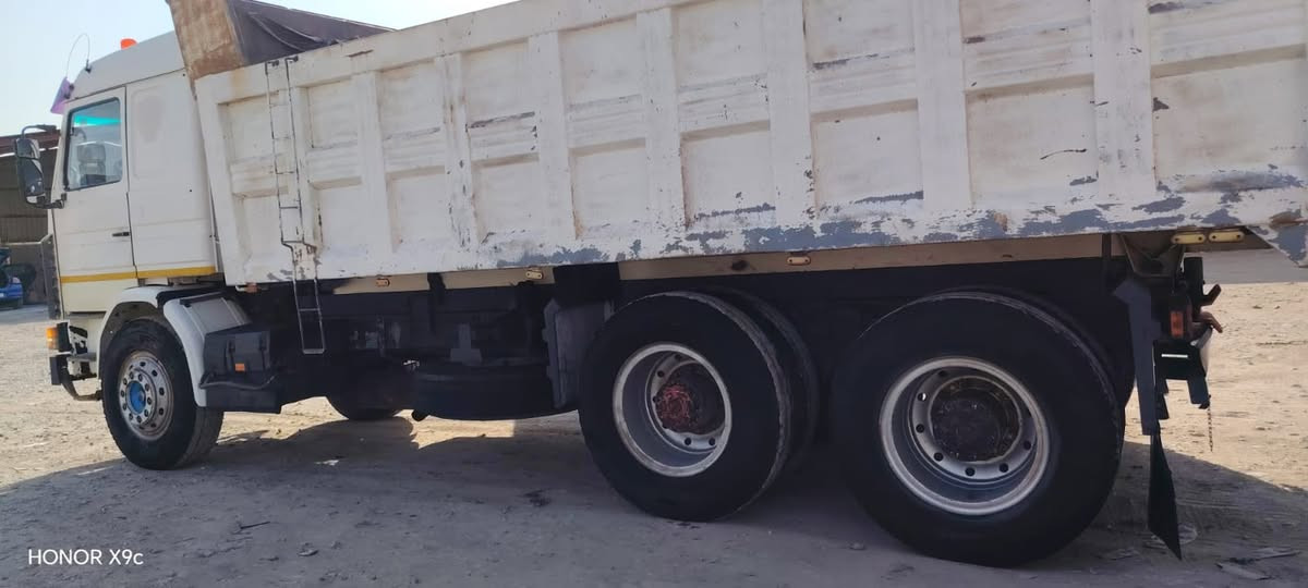 للبيع سكانية موديل 86 شاصي طويل بلادي مجموعة مان نص جي إف مكينه 12 ونص مكفولة السيار رقم أنبار إنكليزي ‭***********‬ مكان واسط الصويره

