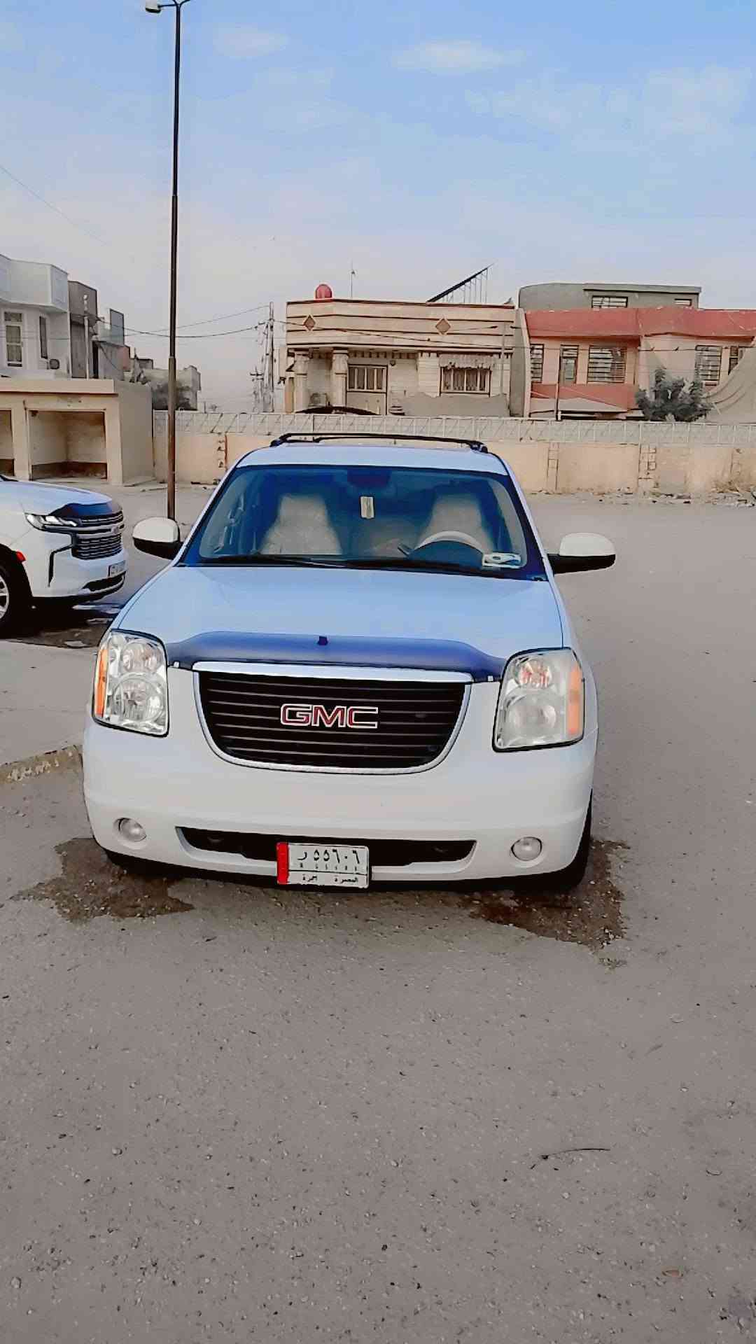السلام عليكم
السلام عليكم ورحمه الله وبركاته جمسي ٦برغي خليجي 12طبله باسمي كفاله عامه ابيض اصل داخل جديد تخم تاير حداديه سياره جاهزه 

***********
