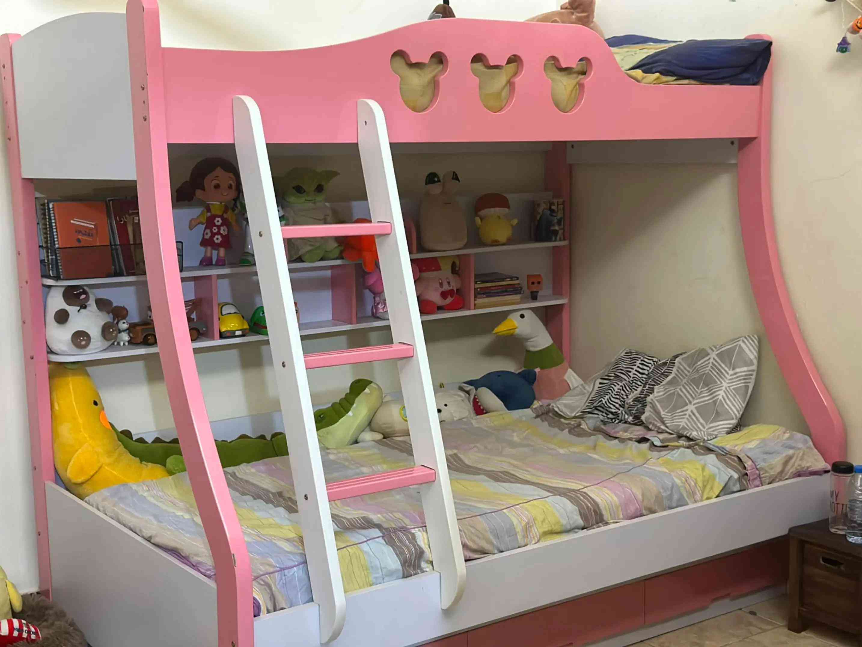 جرباية شبابيه طابقين نظافة ميه بالميه التواصل على هذا رقم ***********
