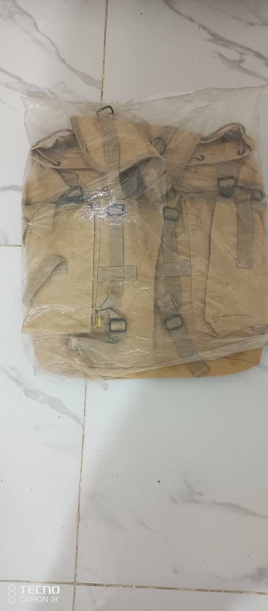 السلام عليكم جنط عسكريه كلش قويه سعر الواحده ب50
بكاني بغداد حي اور 
***********

نص مكتوب في الصور:
- TECNO CAMON 18
- TECNO CAMON 18P