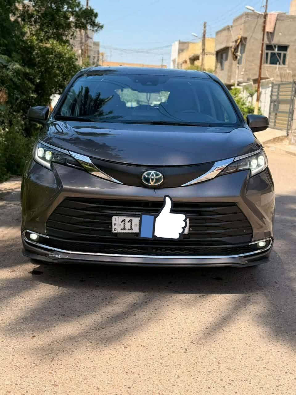تويوتا سينا • ٢٠٢٣ • فول XLE