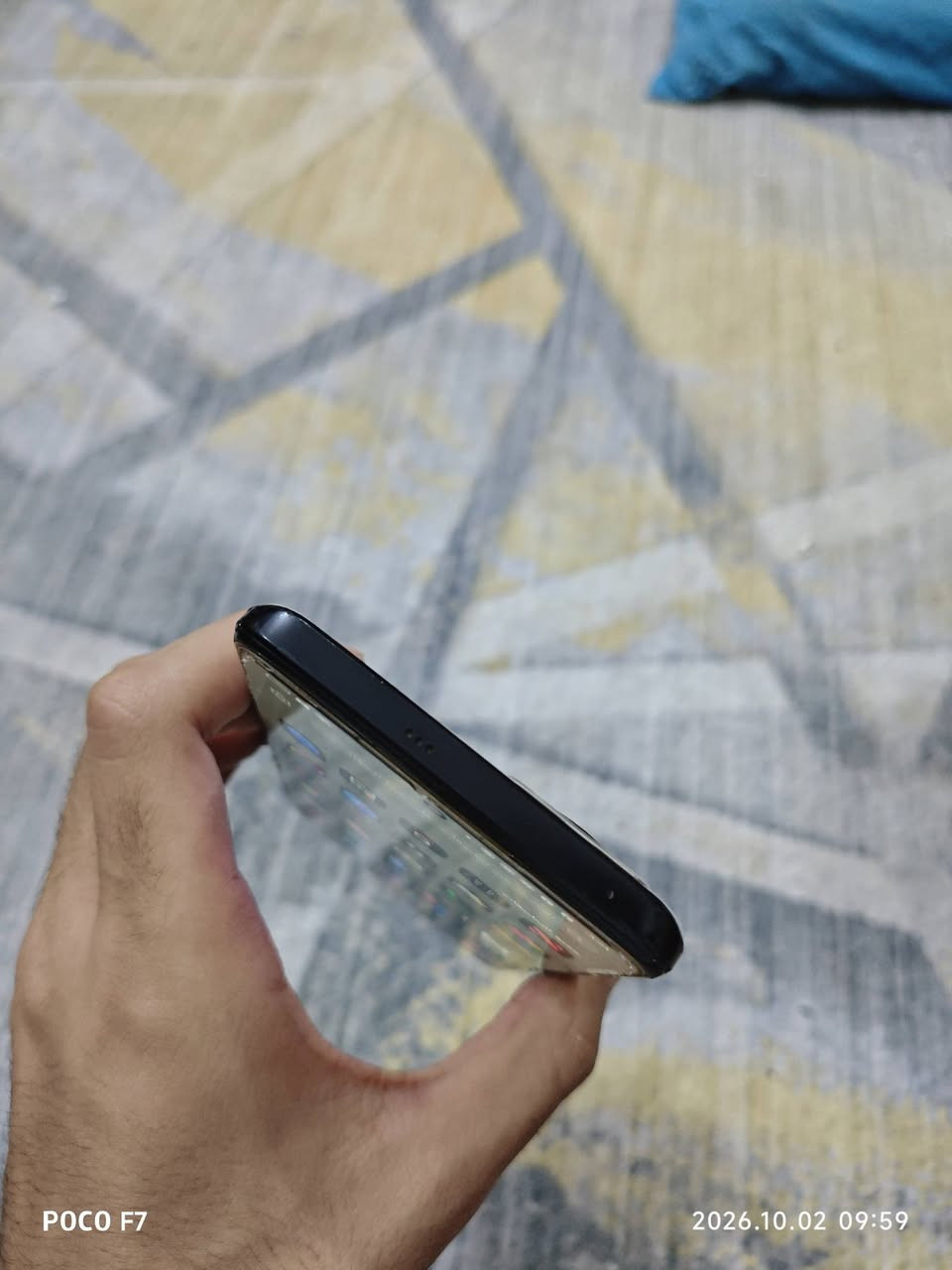 سلام عليكم ريلمي gt neo 3  مع كارتون بدون شاحنه للبيع بس ضهر مفطر والشاشه نضيفه شخطه مابي هاي لصقه هيج يصور. 4k 60فريم ويصير للعاب جهاز كلش حلو سعره 225 وبي مجال للطيبين مكاني نجف
