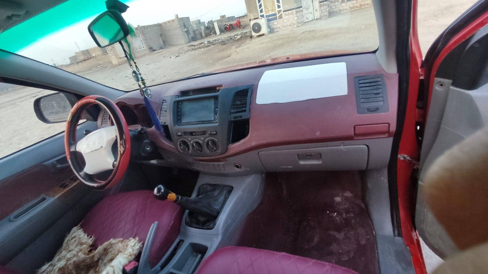 عمي سلام عليكم سياره 209حمره سياره حداده تخم تاير تبريد محرك مجفت إلا ينقص والا يبخر سياره مال شغل ماذب عليها ربع سياره حلوه كلش بيها جاملقان مصبوقات شاصي 19رقم بصره تحويل سنويتها تنتهي 2030رقم بكان سياره البصره رقم الهاتف ‭.***********
