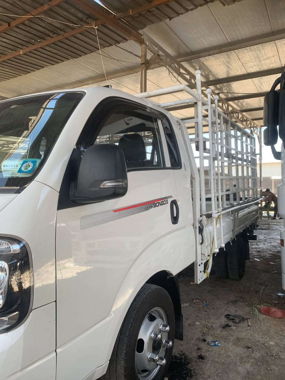 سلام عليكم كيا فحل للبيع موديل ٢٤ غاز
الموصفات :
مري شفط 
كشنات تدفئه تبريد 
ستيرن تدفئه 
رادار امامي 
مانع تزحلق 
حساسات خلفيه 
كير اوتوماتيك 
تحكم ستيرن 
قماره وربع 

السياره وارد كوري ماشيه ٧٩ الف 
السعر:٢٠٠$.
 
للستفسار *********** 

مكاني بابل مرقم بابل بسمي

