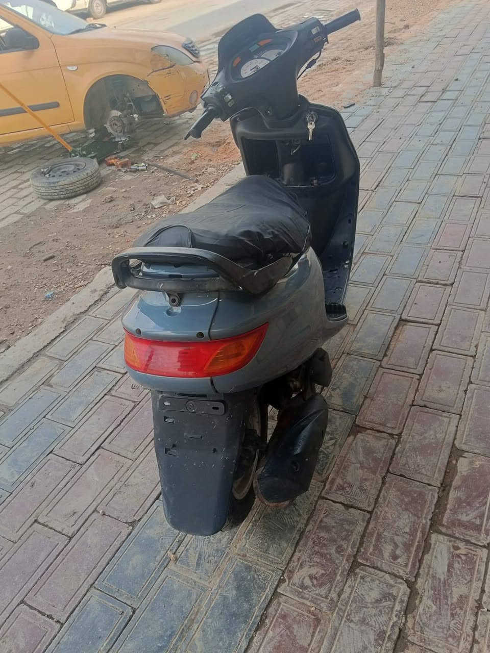 فراشه • فحل • نقص كهرباء