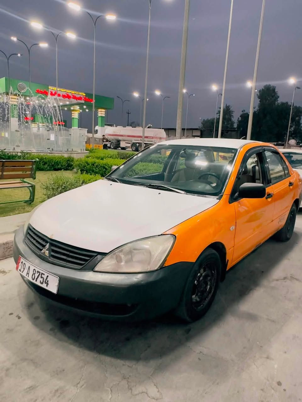 السلام عليكم للبيع ميسيبوشي لانسر 2008 وارد امريكي كلين بدون حادث سياره نظيفه و بدون نواقص كير و مكينه خير من الله و تبريد شغال السياره بدون نواقص حداديه جديده السعر 58 و بيها مجال حك الجيه مكاني بغداد الشعب رقمي ***********
